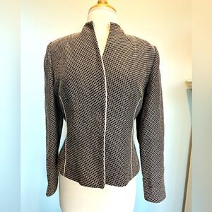Kay Unger ladies Navy Blazer Geometric design white piping Inner liner s…